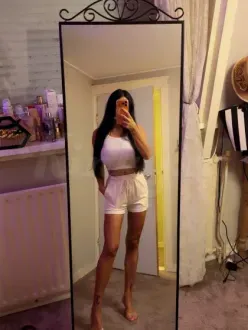 I am natural and real girl in Amsterdam