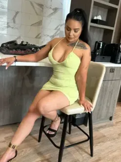 Sweet party girl in Rotterdam